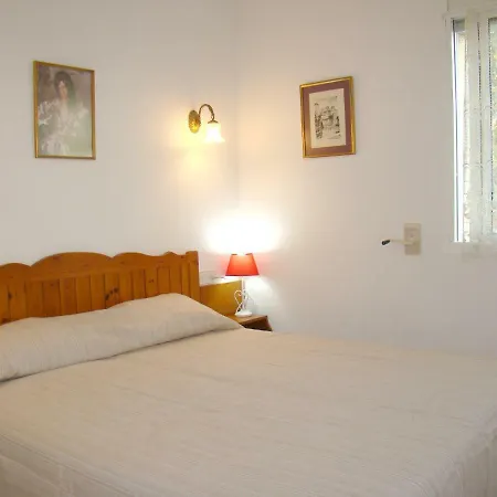 Els Pins B23 * L' Escala